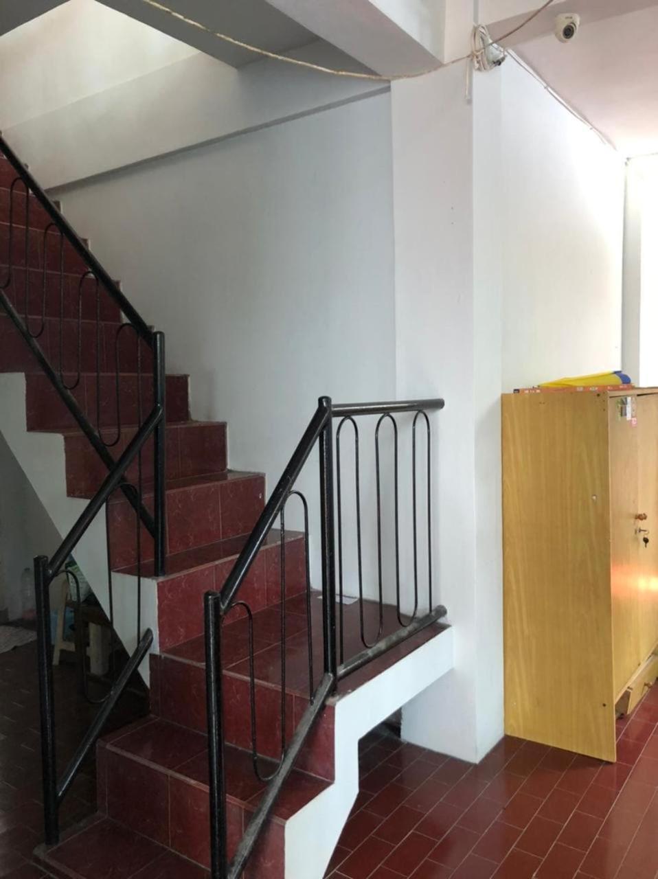 Oyo 90482 Rumah Oma Syariah Kupang  Esterno foto
